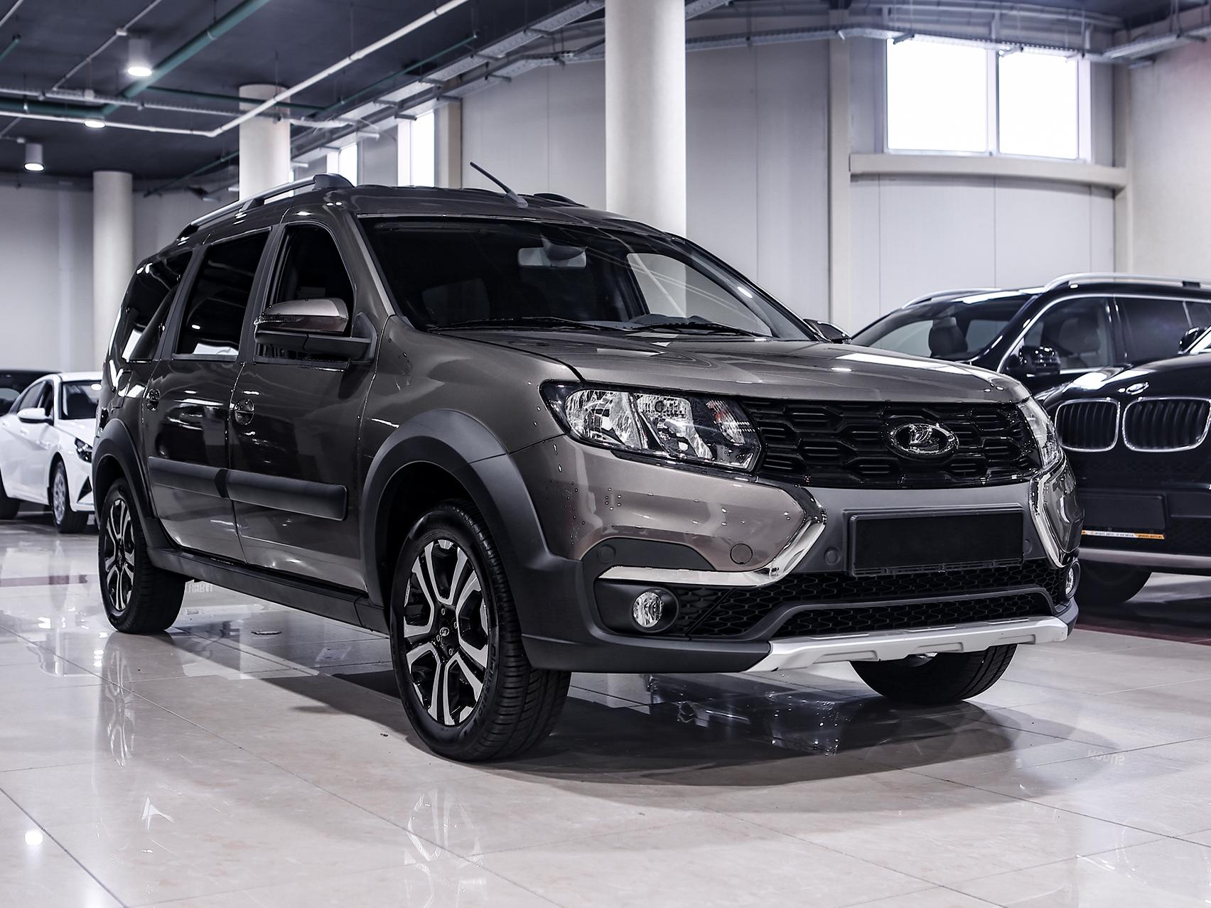 Купить Largus с пробегом