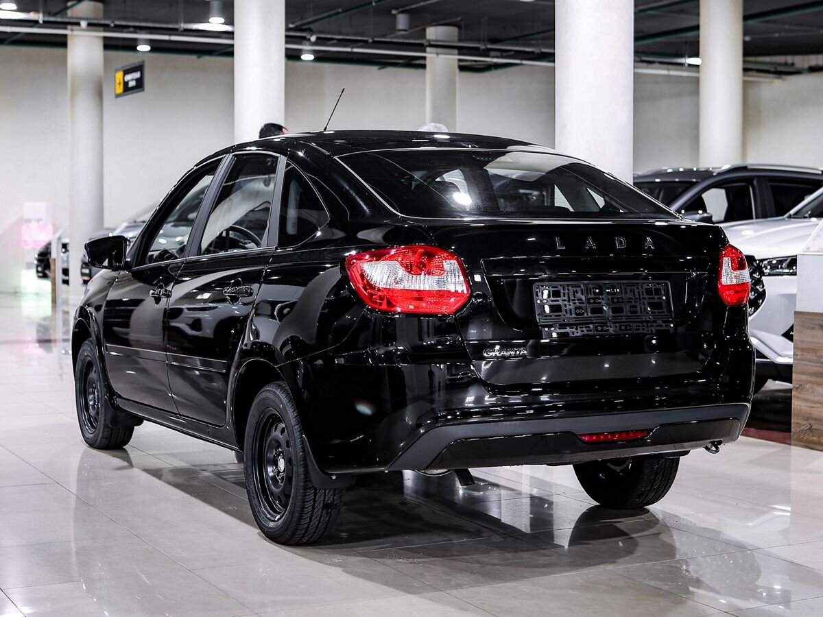 Купить Granta с пробегом