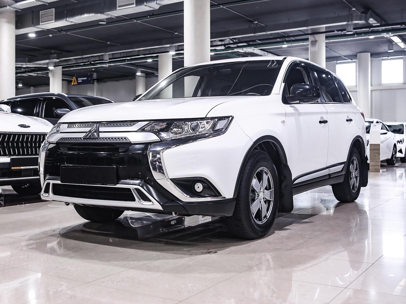 Купить Outlander с пробегом