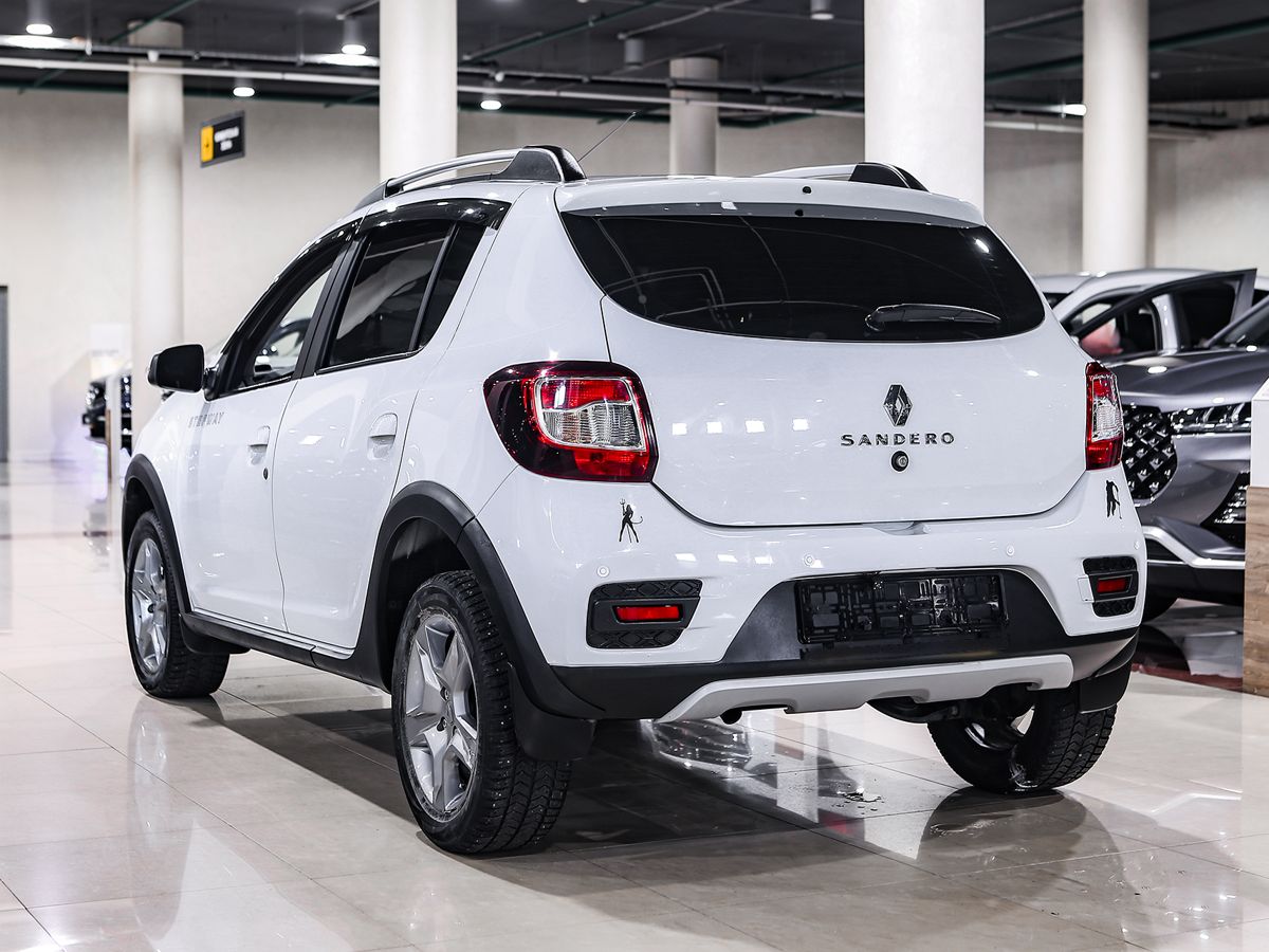 Купить Sandero с пробегом